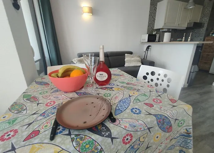 De Διαμέρισμα